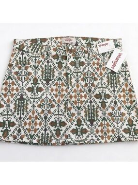 Wrangler western multi print mini skirt 10/30 • retail $44 • new!